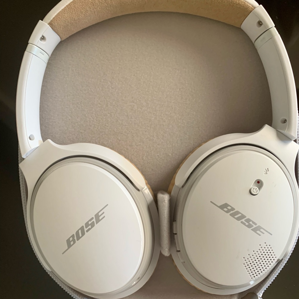 BOSE SoundLink II Around-Ear Wireless Headphones